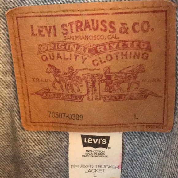 Vintage Levi’s Denim Trucker Jacket - Picture 5 of 8
